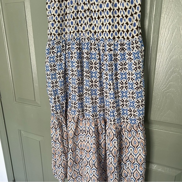 Zara Blue Brown Cream Patterned Patchwork Dress Keyhole closure tiered - Picture 4 of 5